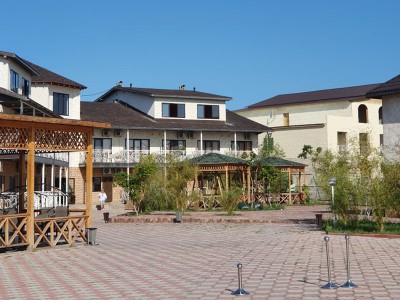 Центр семейного отдыха Инжу на озере Алаколь