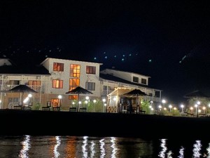 Центр семейного отдыха Инжу на озере Алаколь